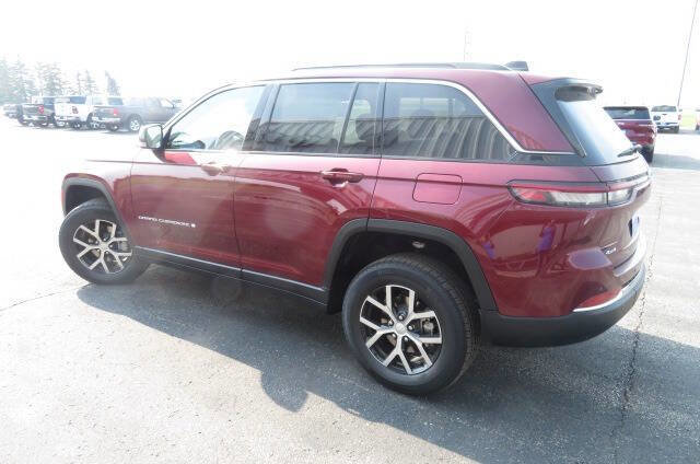 New 2025 Jeep Grand Cherokee Limited image 7