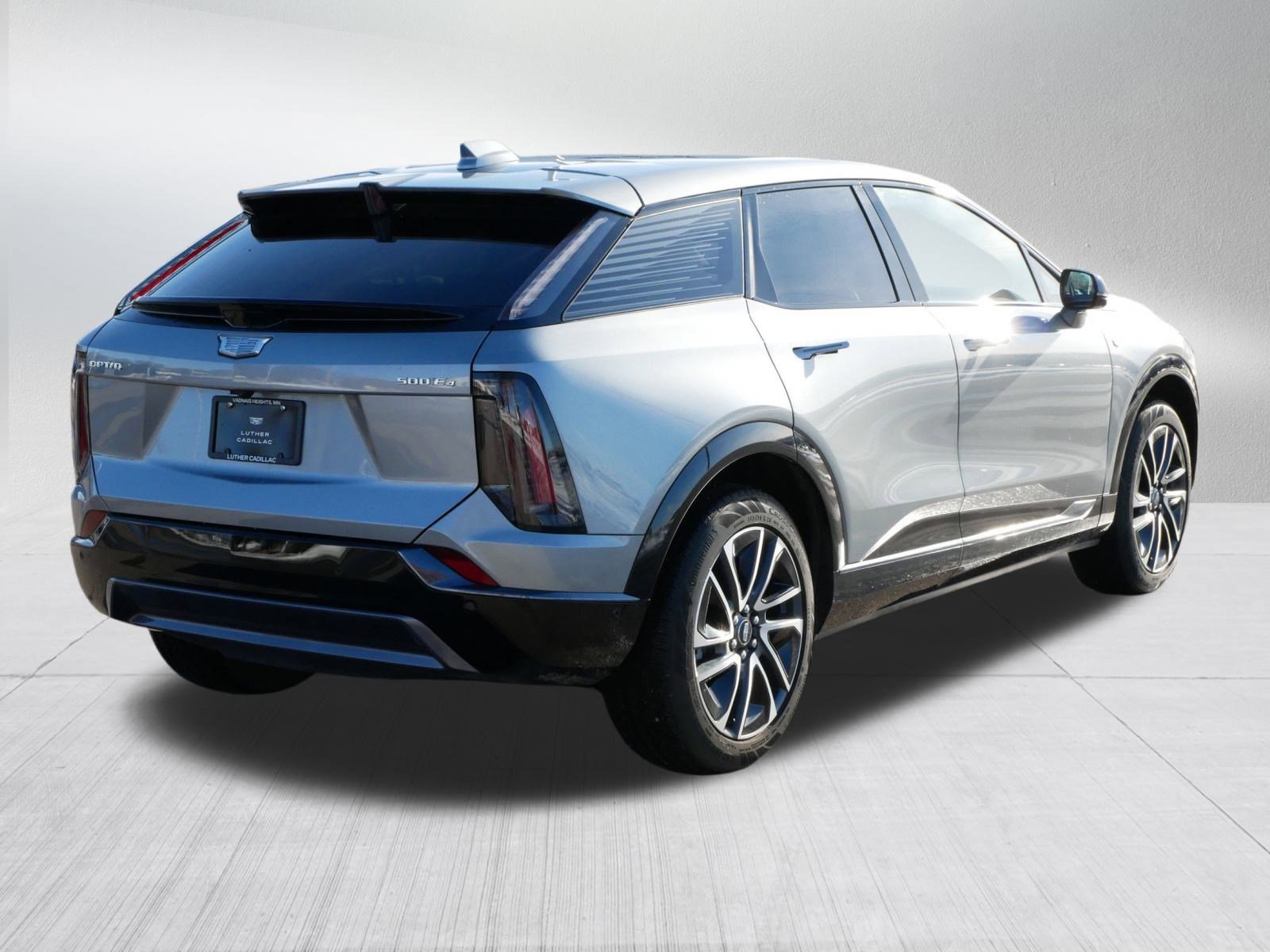 Certified 2025 Cadillac Optiq Sport 2 w/ LPO, Floor Liner Package image 6