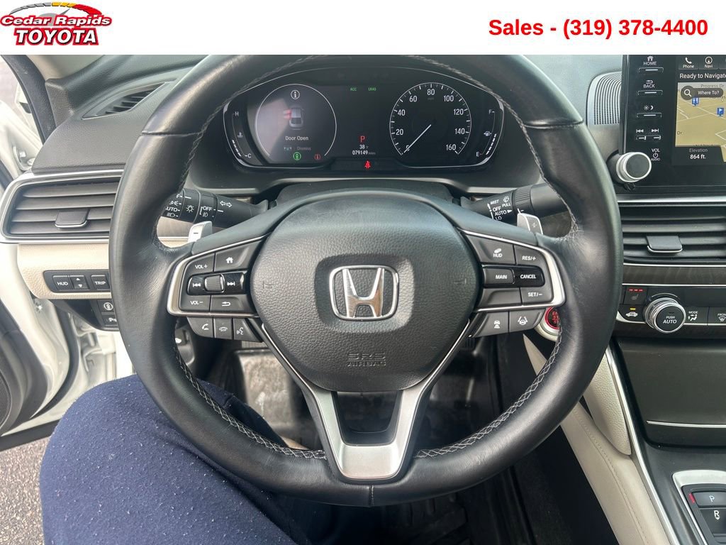 Used 2018 Honda Accord Touring image 13