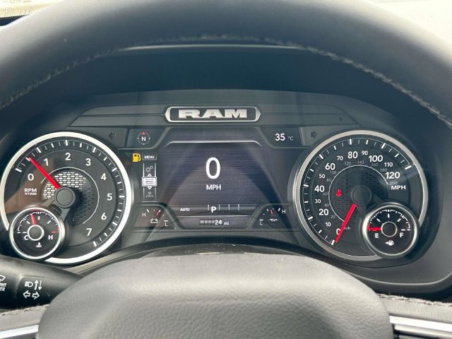 New 2027 RAM 1500 4x4 Crew Cab image 34