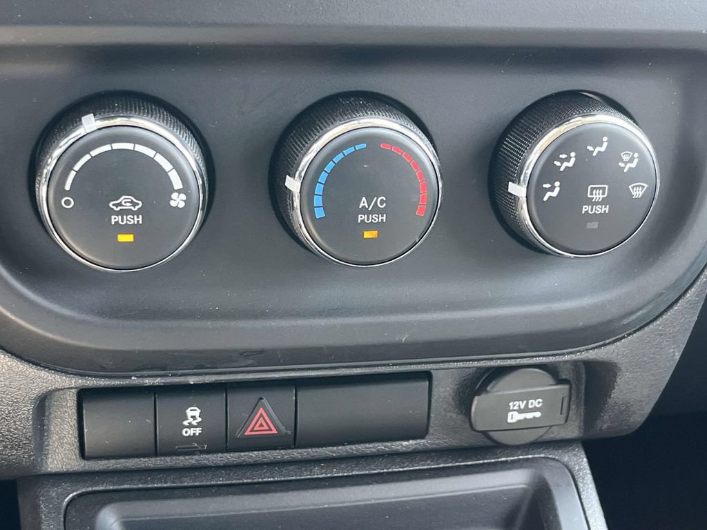 Used 2017 Jeep Compass Sport w/ Power Value Group FWD image 26