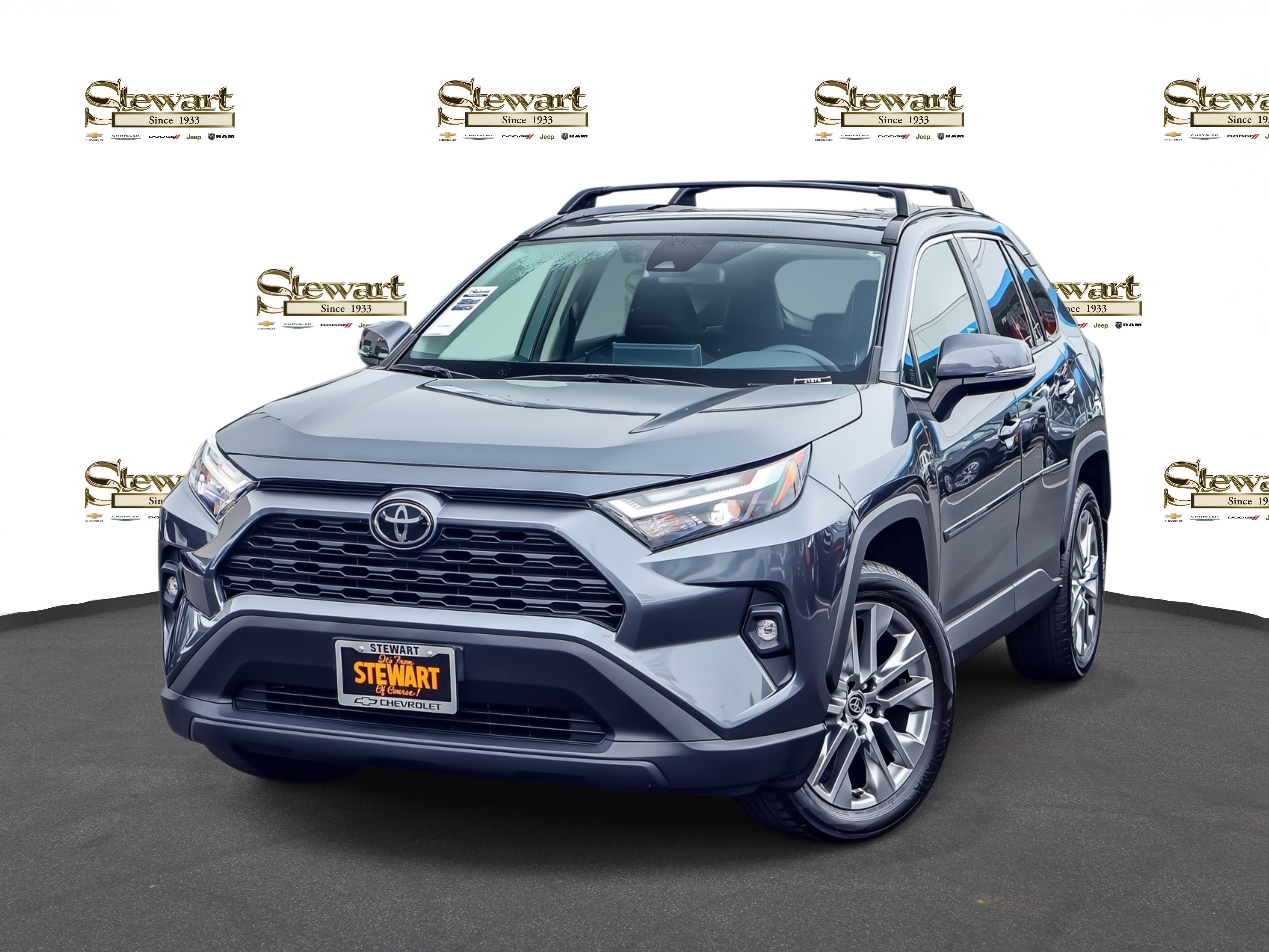 Used 2023 Toyota RAV4 XLE Premium FWD image 1