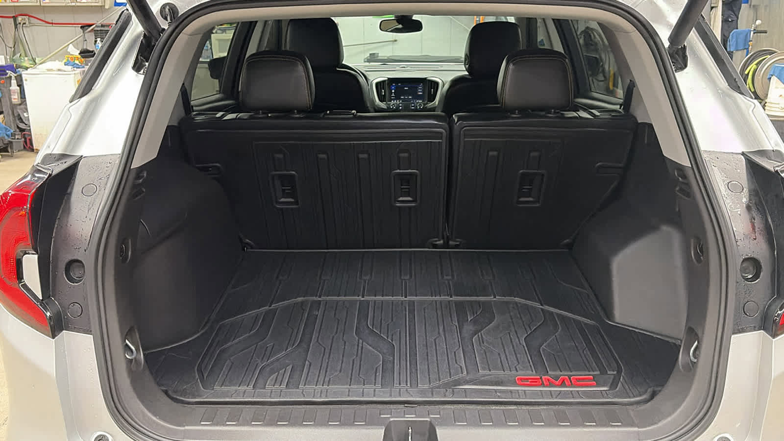 Certified 2021 GMC Terrain SLT w/ Infotainment Package II image 27