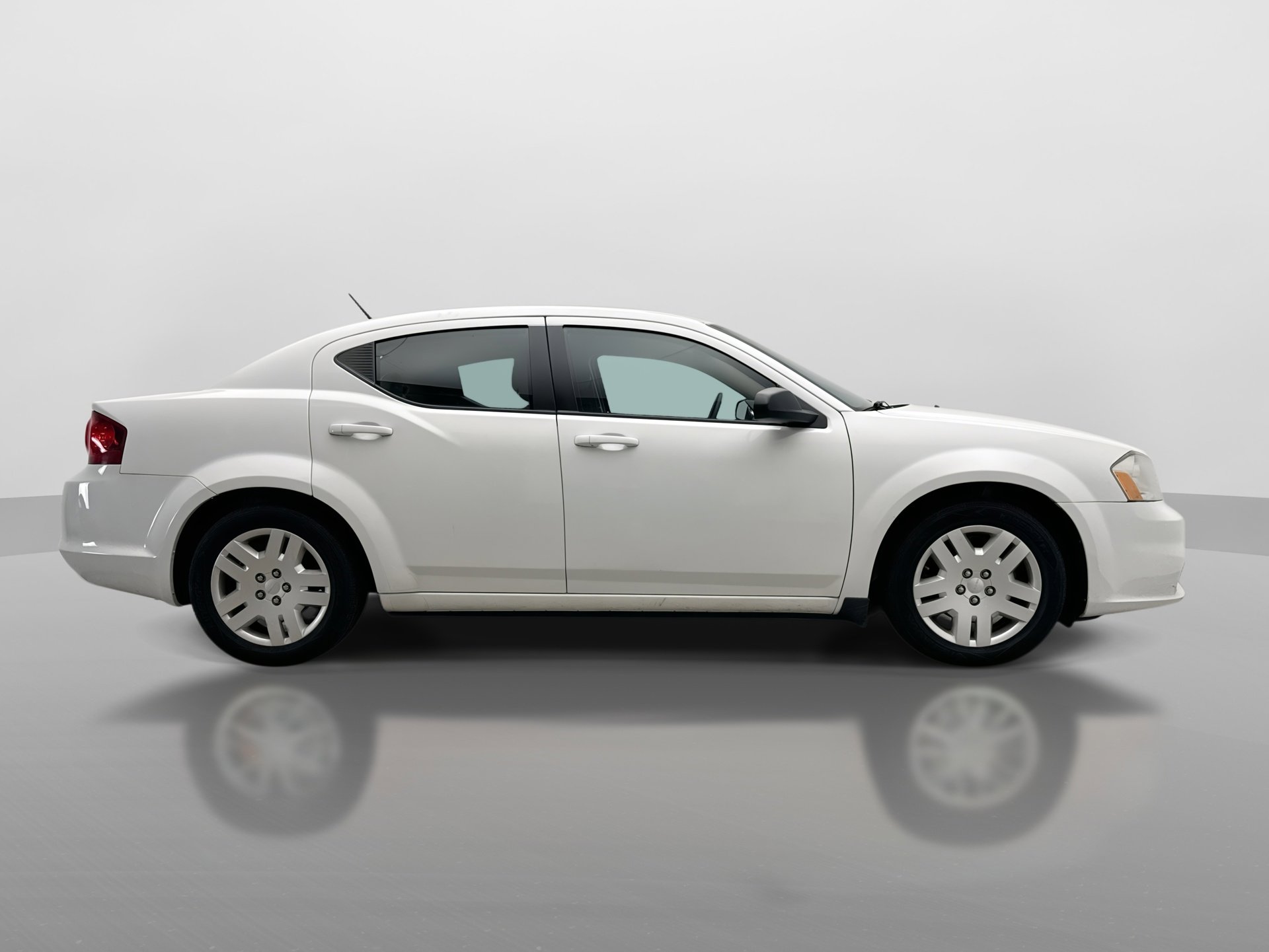 Used 2014 Dodge Avenger SE FWD image 6
