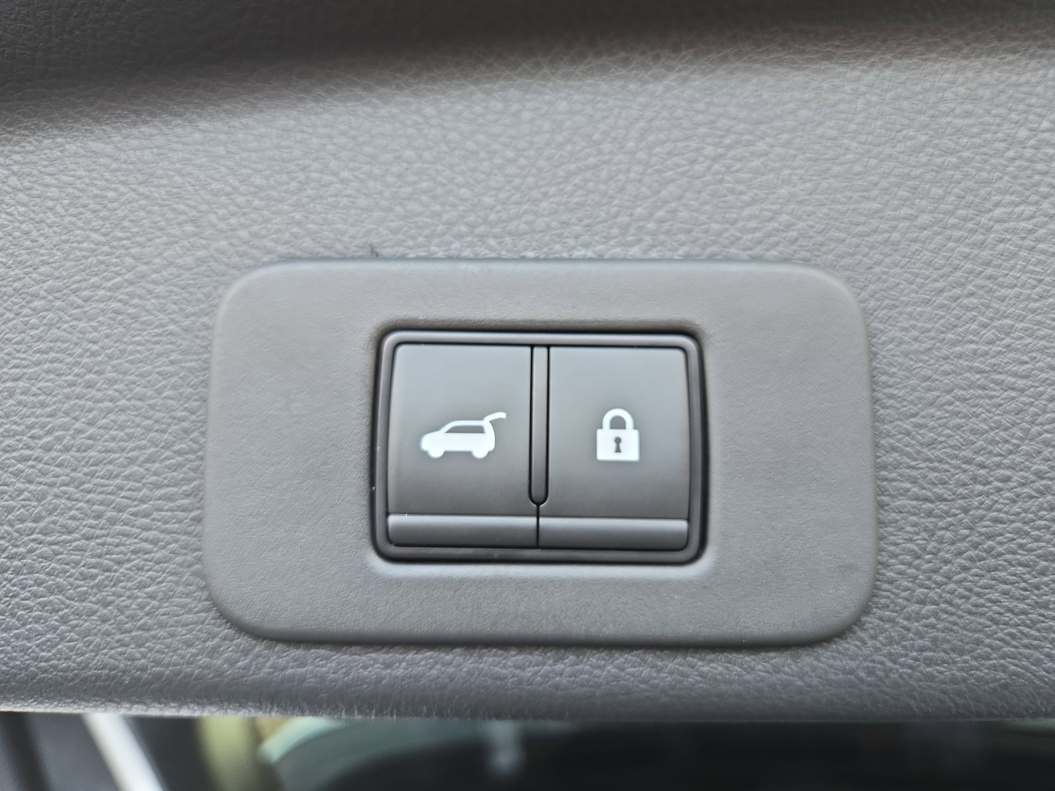 Certified 2025 Nissan Murano SL image 11