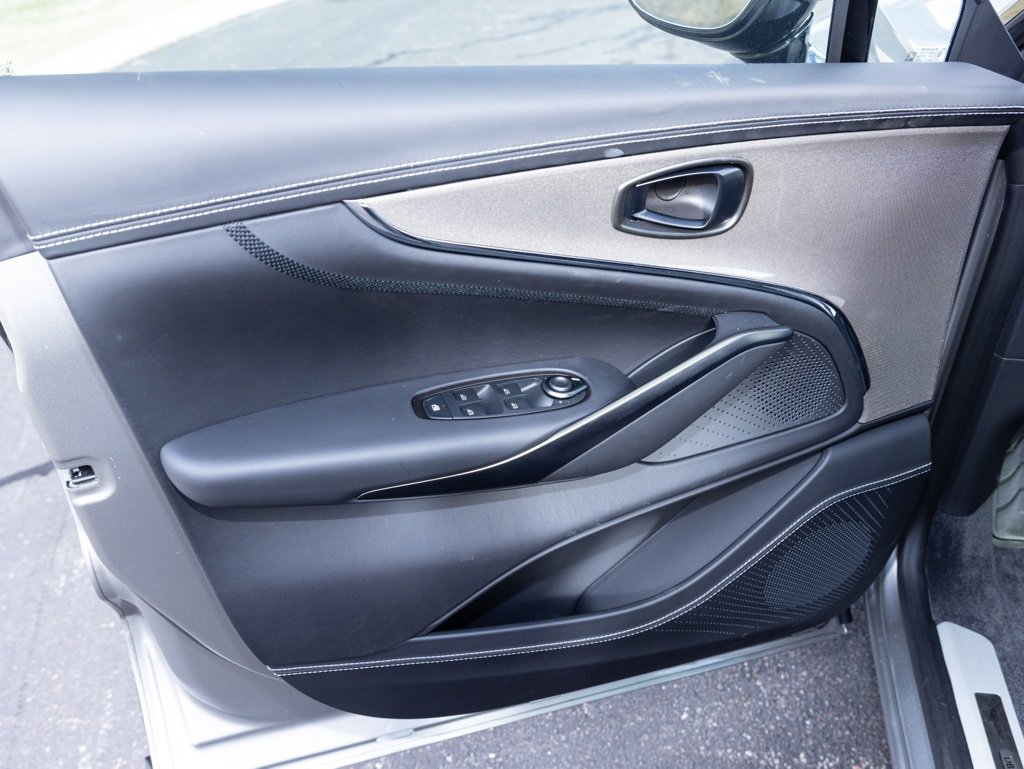 New 2025 Aston Martin DBX 707 image 17