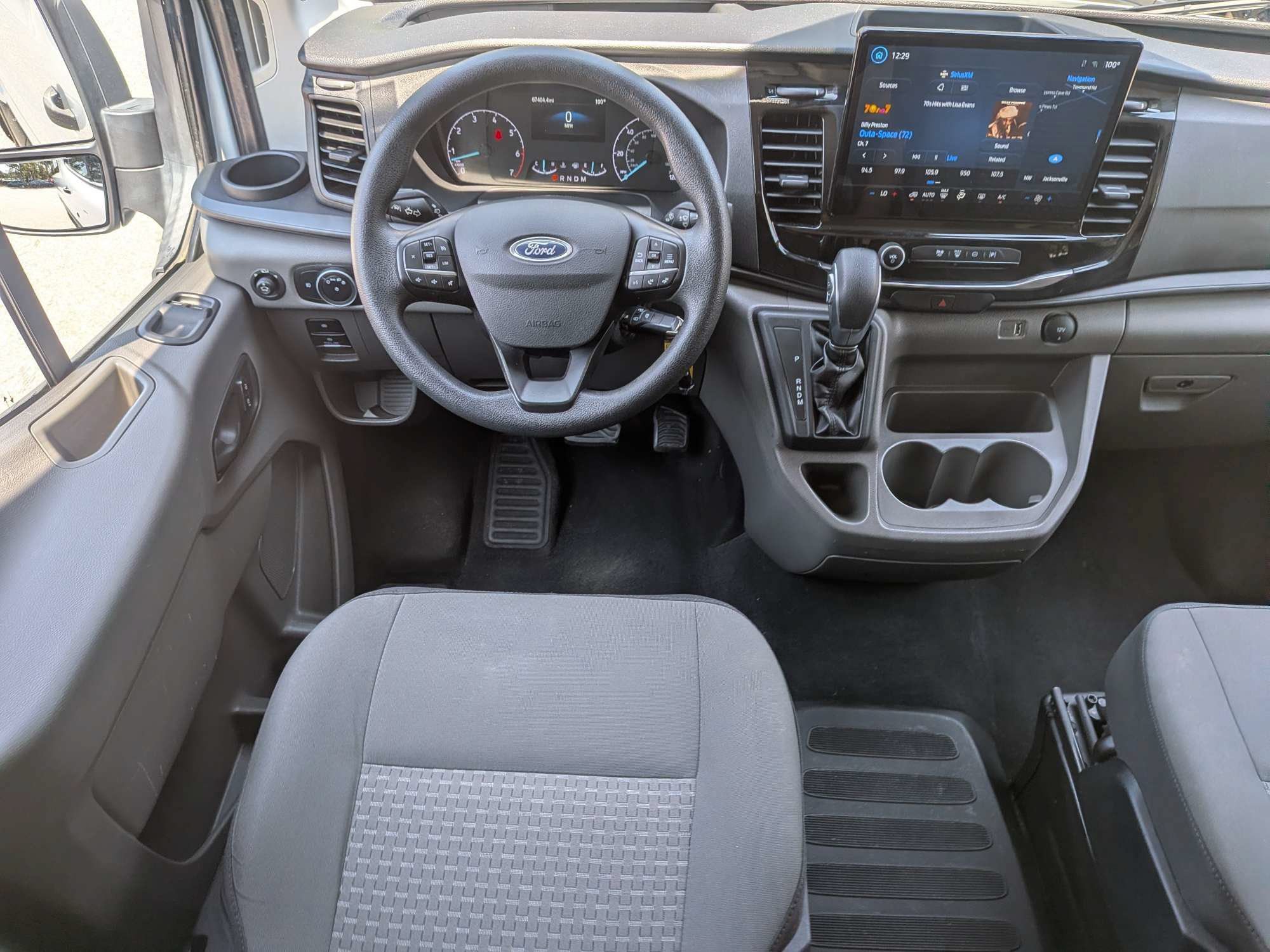 Used 2023 Ford Transit 350 XLT RWD image 19