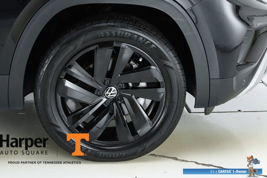 Used 2023 Volkswagen Atlas Cross Sport SE FWD image 53