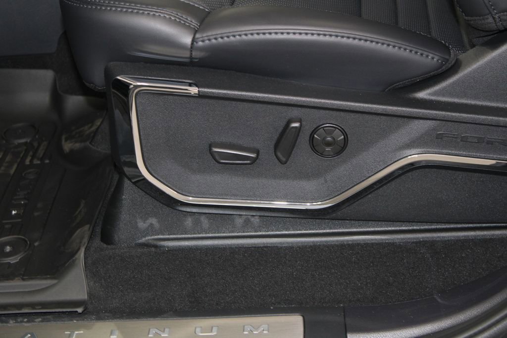 New 2026 Ford F350 Platinum image 25