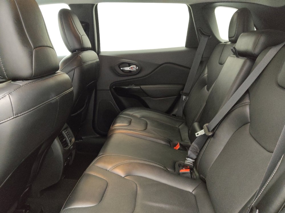 Used 2023 Jeep Cherokee Altitude Lux image 18