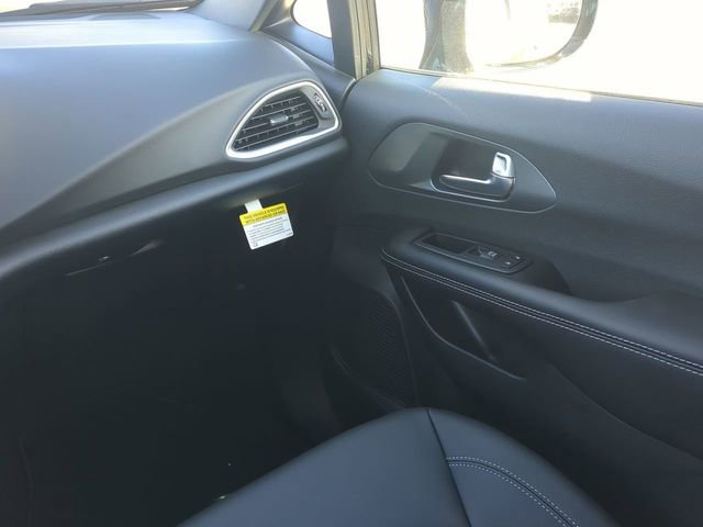 New 2026 Chrysler Voyager LX image 20