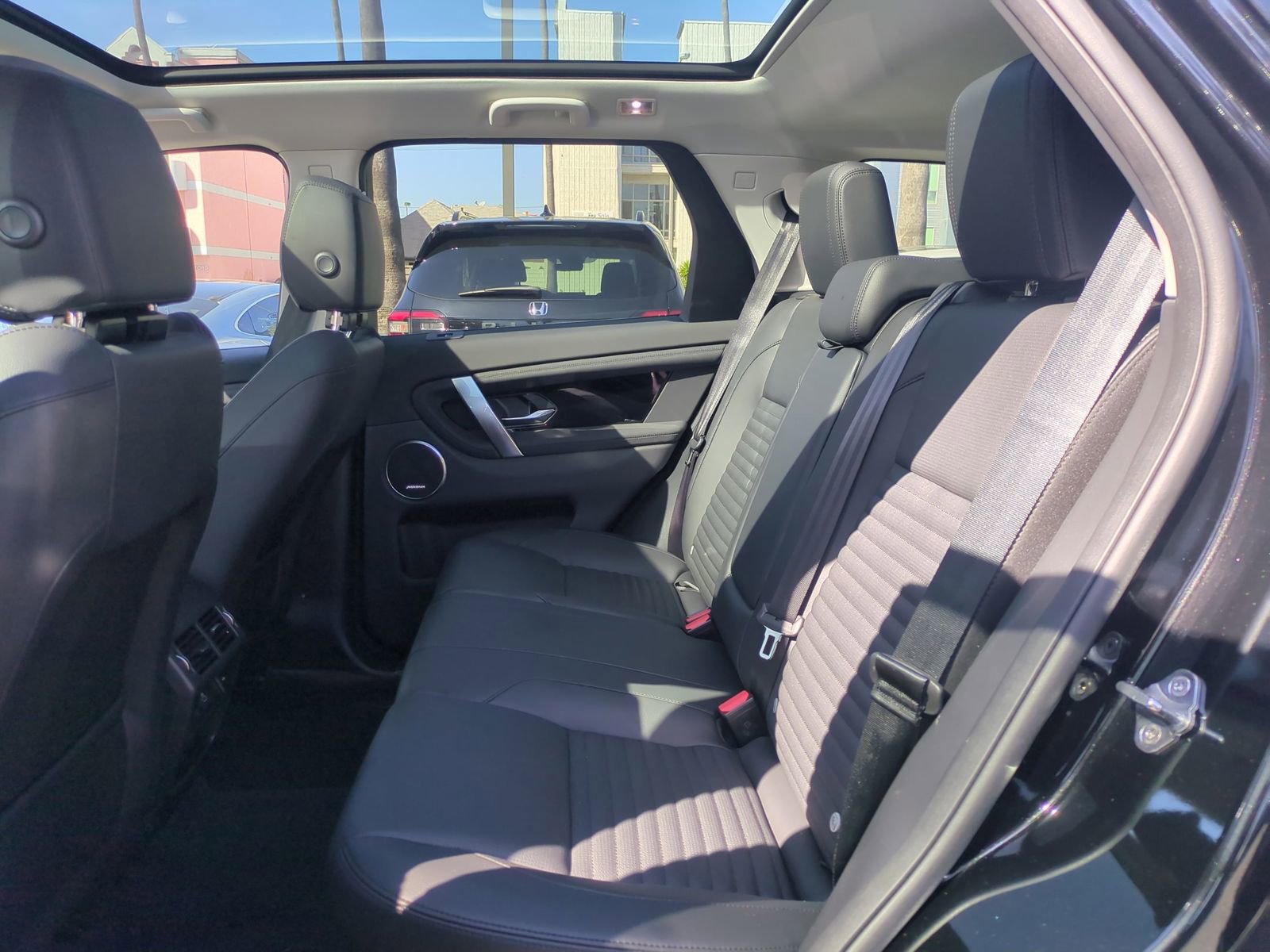 Certified 2024 Land Rover Discovery Sport S image 25