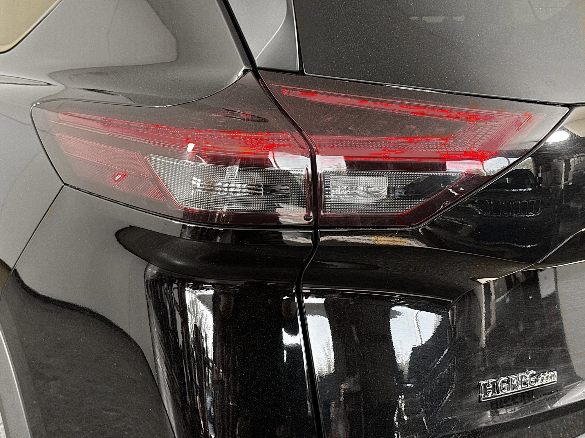 Used 2023 Nissan Rogue SV image 36