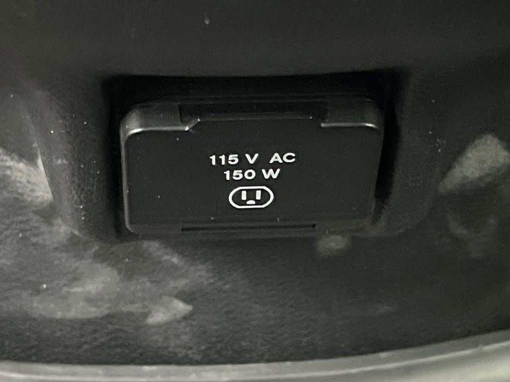 Used 2017 Jeep Cherokee Overland image 22