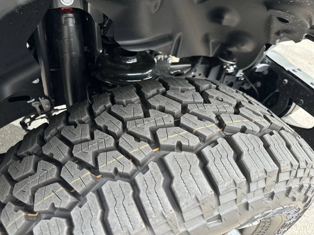New 2026 Jeep Gladiator Sport AWD/4WD image 15