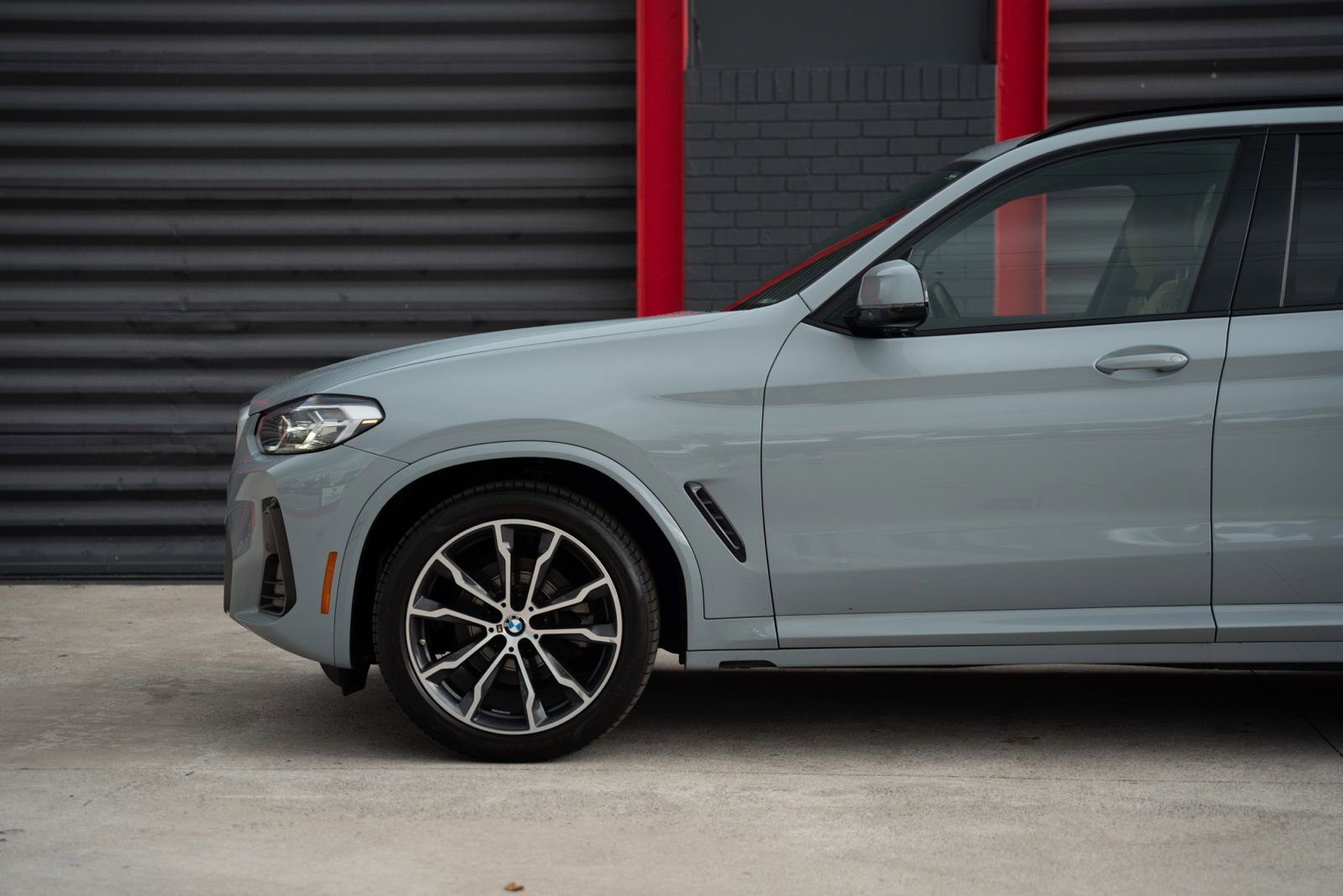 Used 2022 BMW X3 xDrive30i w/ M Sport Package 2 image 11