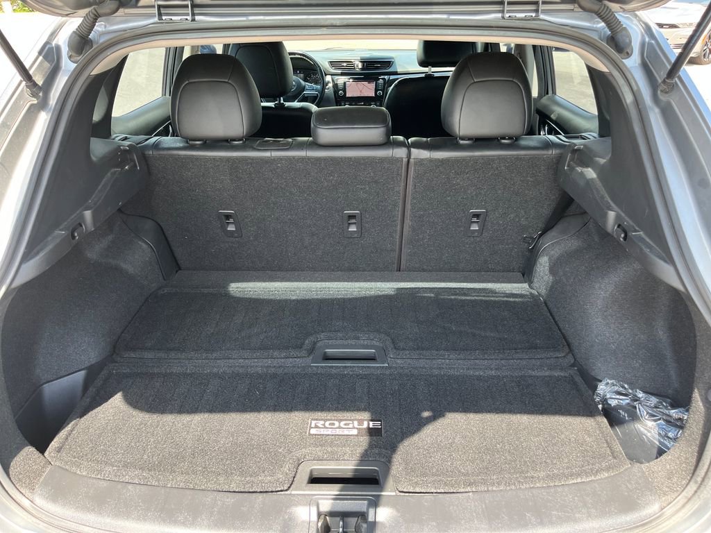 Used 2021 Nissan Rogue Sport SL w/ Premium Package FWD image 21