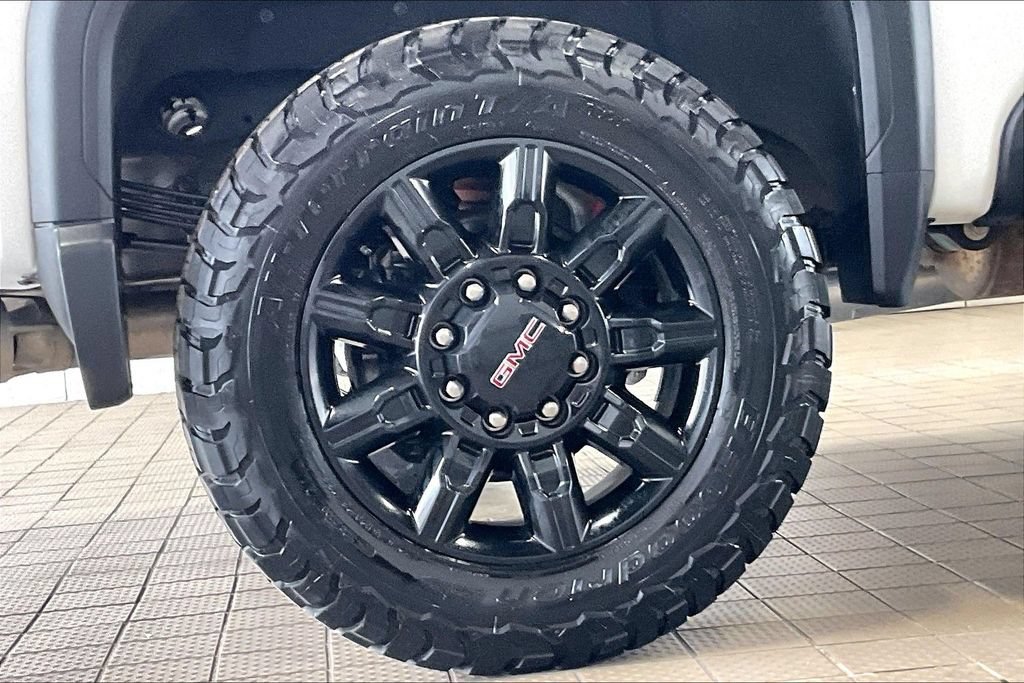 Used 2026 GMC Sierra 2500 AT4 w/ Technology Package AWD/4WD image 35