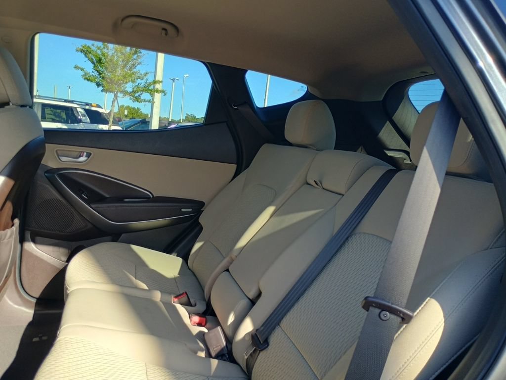 Used 2017 Hyundai Santa Fe Sport FWD image 16