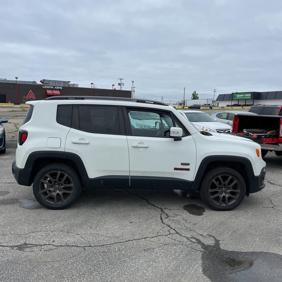 Used 2016 Jeep Renegade 75th Anniversary AWD/4WD image 5