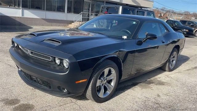 Used 2021 Dodge Challenger SXT image 24
