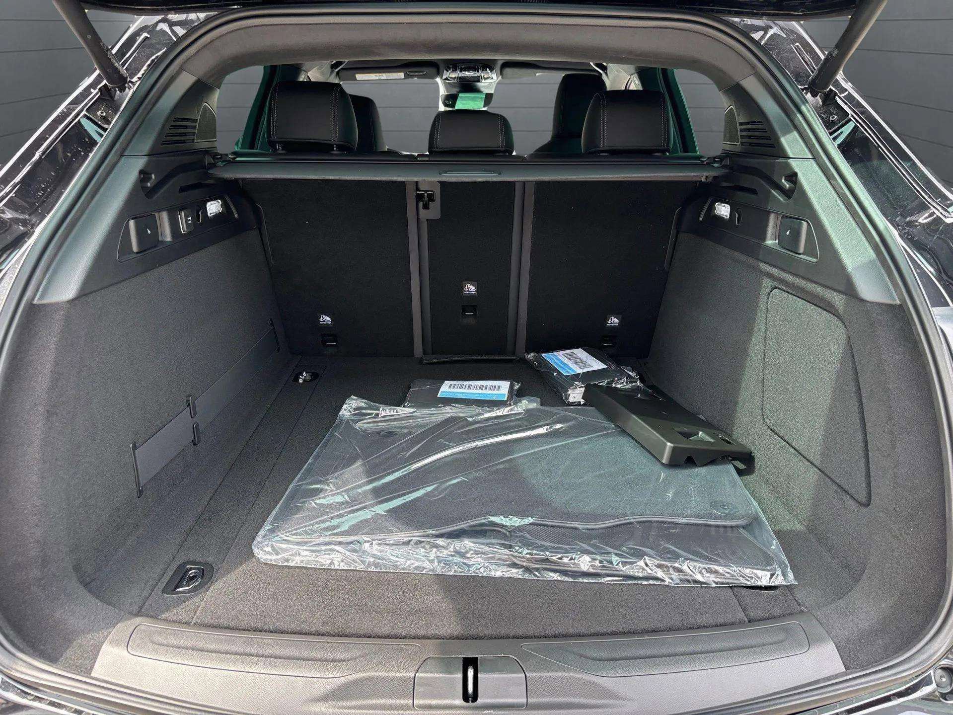 New 2025 Maserati Grecale Modena image 35