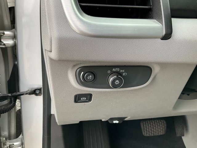 Used 2019 GMC Terrain SLE image 8