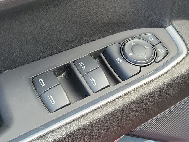 Used 2023 Chevrolet Silverado 1500 LT AWD/4WD image 18
