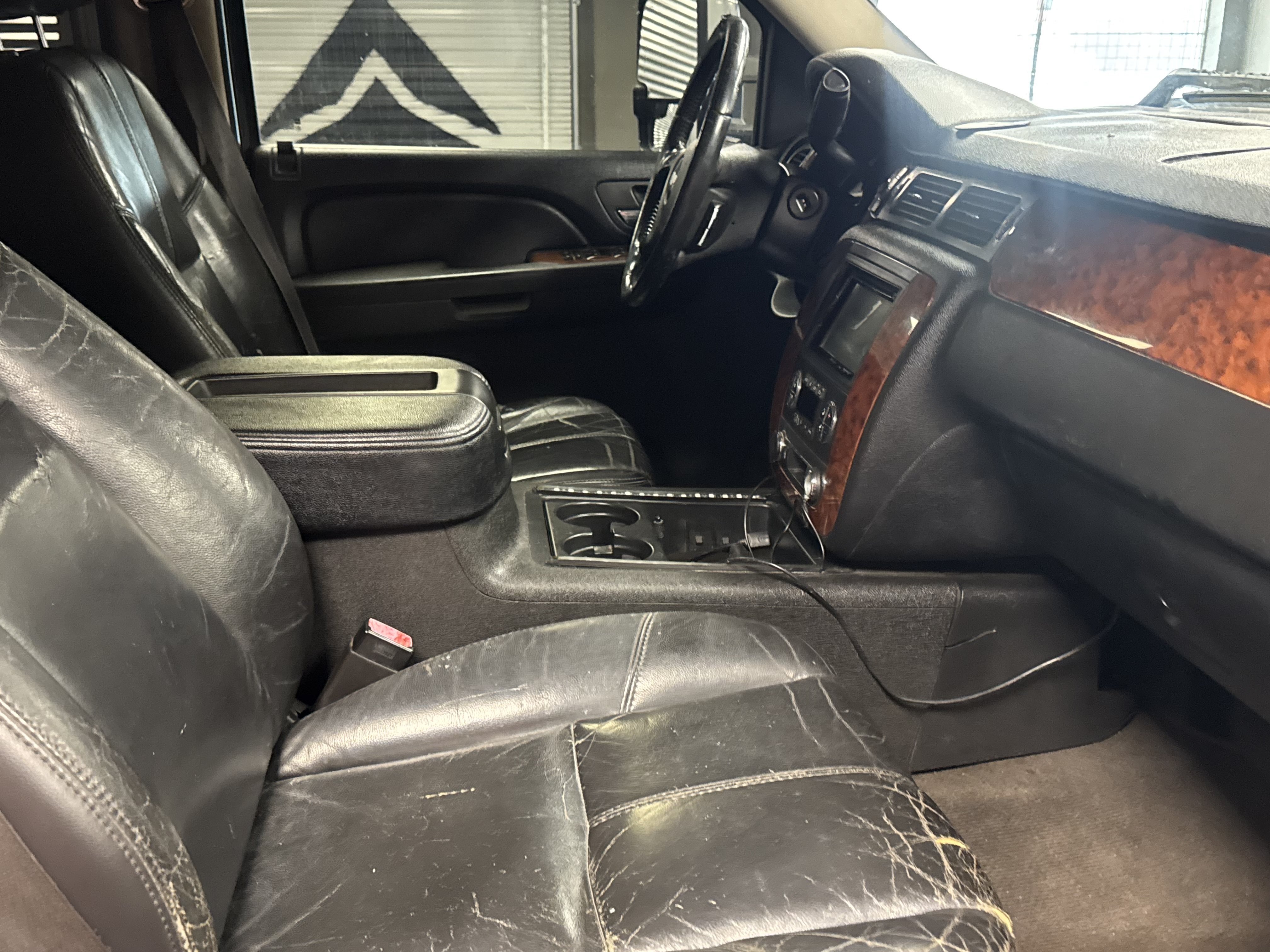 Used 2007 Chevrolet Silverado 2500 LTZ w/ Suspension Package, Off-Road AWD/4WD image 16