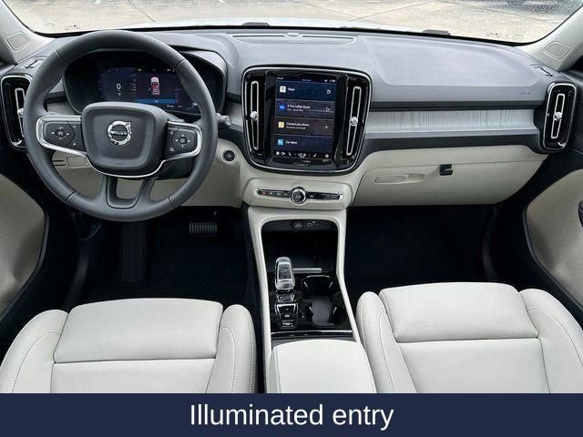 New 2025 Volvo XC40 B5 Ultra w/ Protection Package Premier image 26
