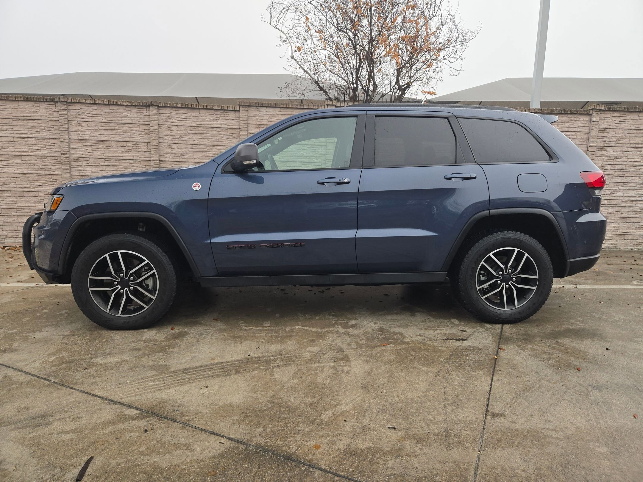 Used 2020 Jeep Grand Cherokee Trailhawk w/ Trailhawk Luxury Group image 5