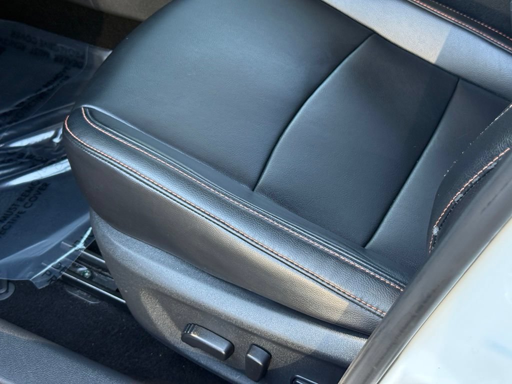 Used 2022 Nissan Sentra SR w/ SR Premium Package FWD image 29
