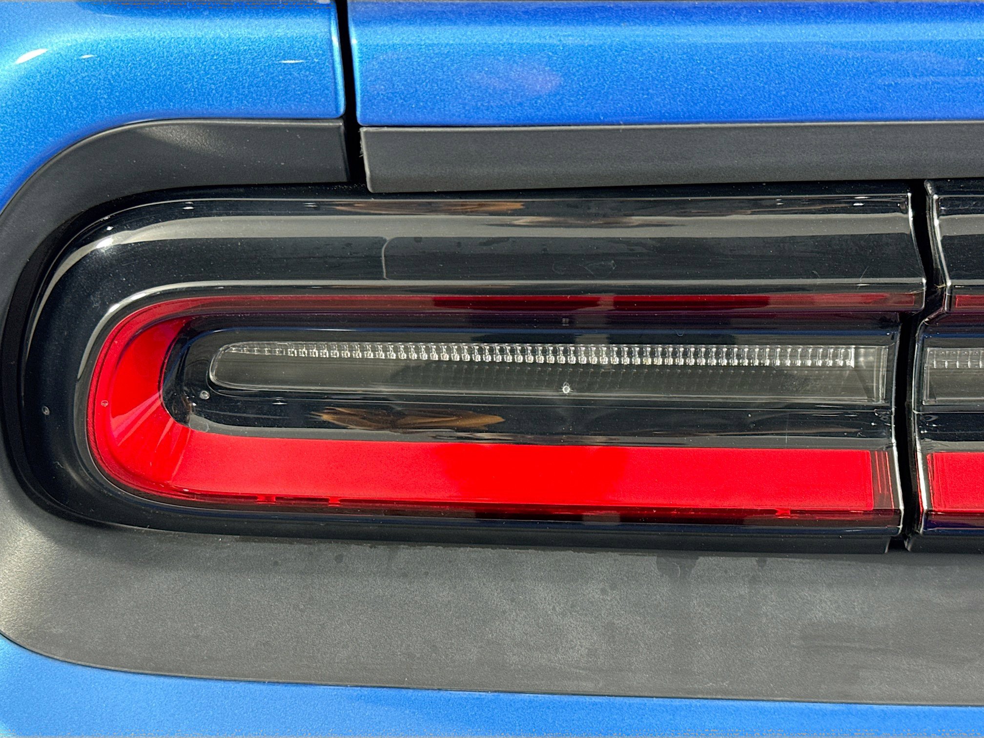 Used 2018 Dodge Challenger SXT w/ Blacktop Package image 30