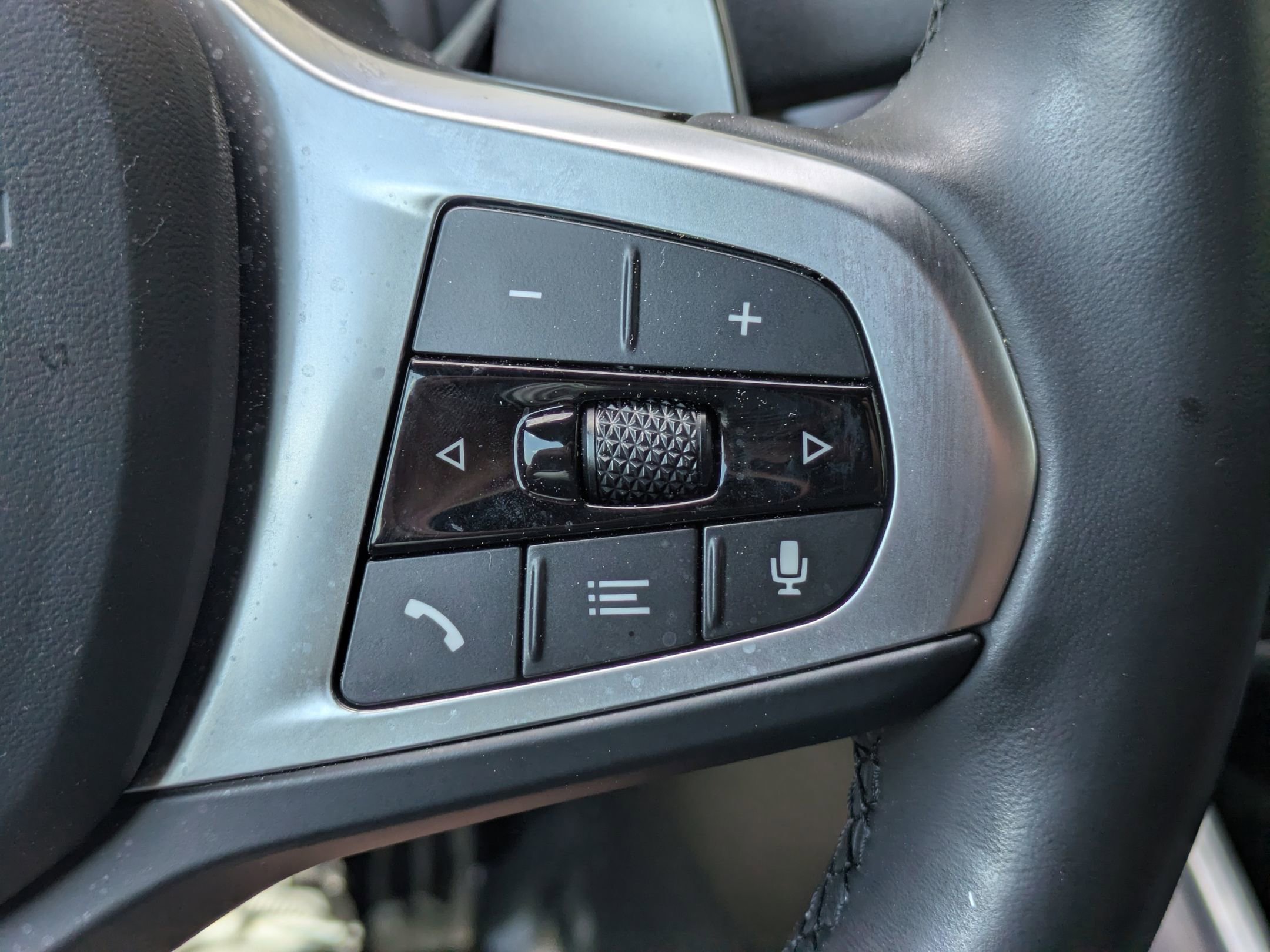 Used 2024 BMW M240i xDrive Coupe w/ Premium Package image 18