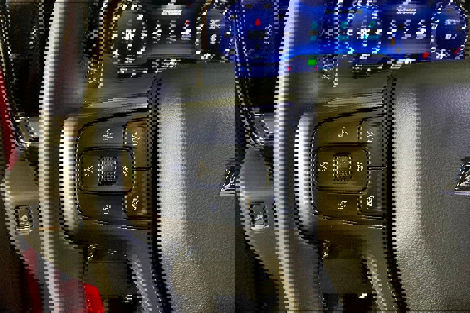 Used 2025 Chevrolet Silverado 1500 ZR2 w/ Technology Package image 18