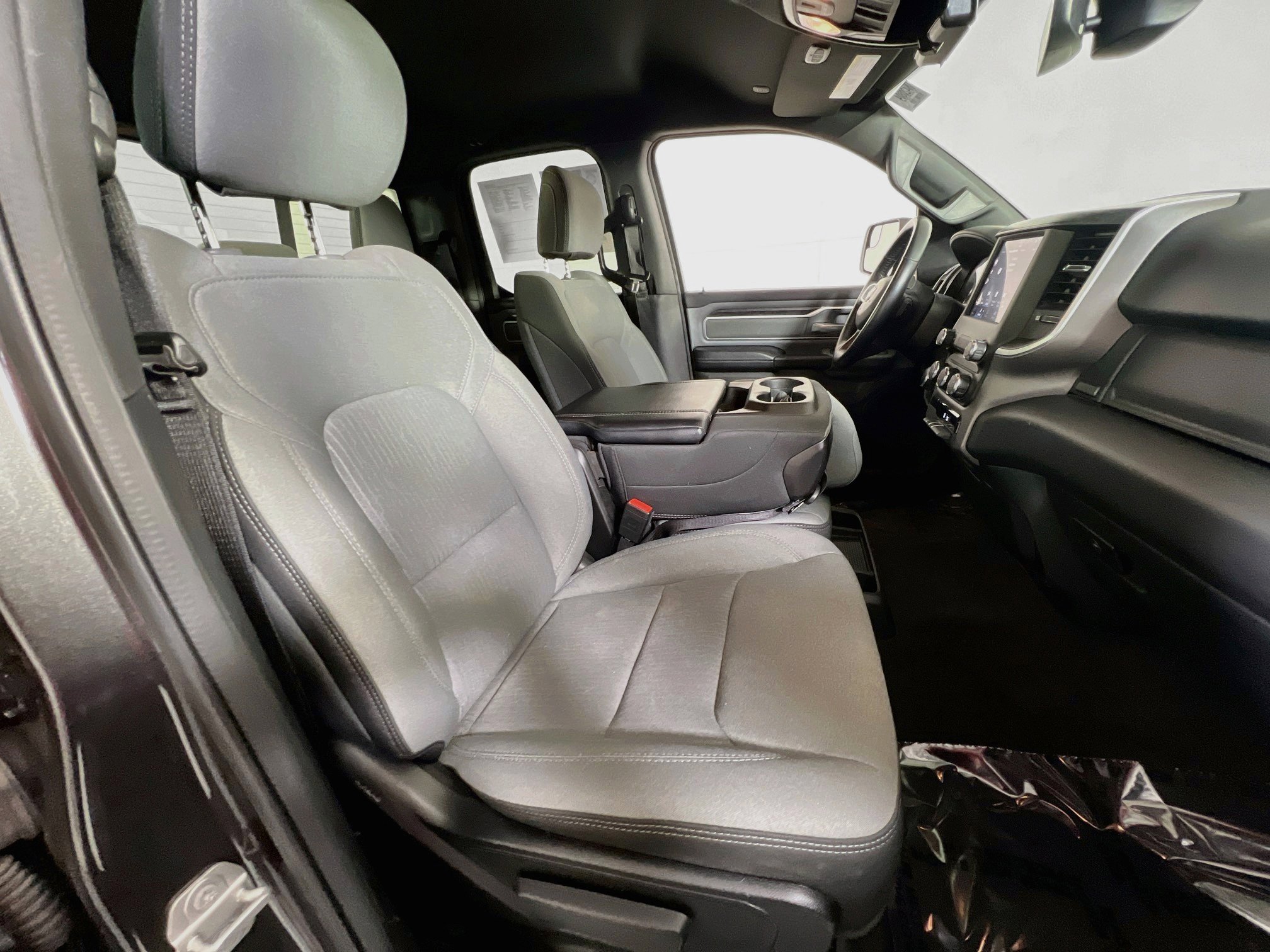 Used 2022 RAM 1500 Big Horn AWD/4WD image 25