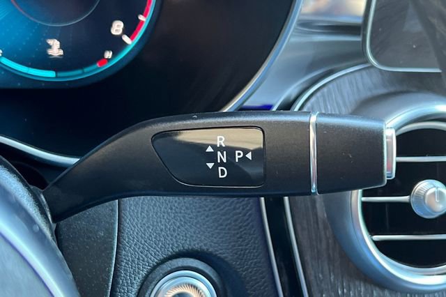 Used 2022 Mercedes-Benz GLC 300 4MATIC image 24