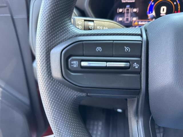 Used 2024 Chevrolet Colorado Trail Boss w/ Advanced Trailering Package AWD/4WD image 11