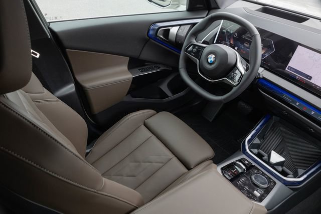 Used 2026 BMW X3 xDrive30 w/ Premium Package image 23