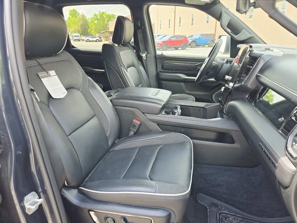 Used 2026 RAM 1500 Limited AWD/4WD image 15