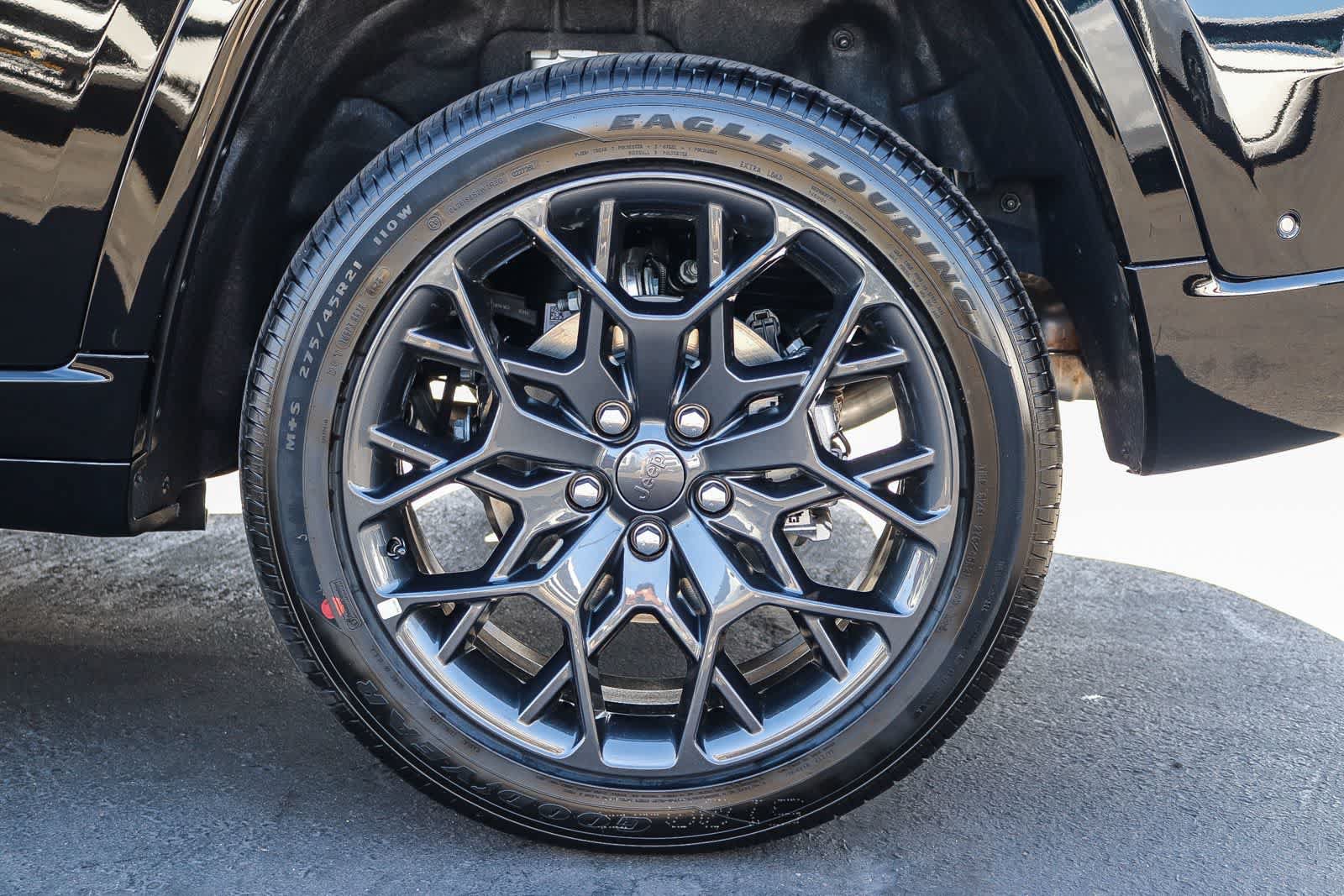 New 2026 Jeep Grand Cherokee Summit AWD/4WD image 11