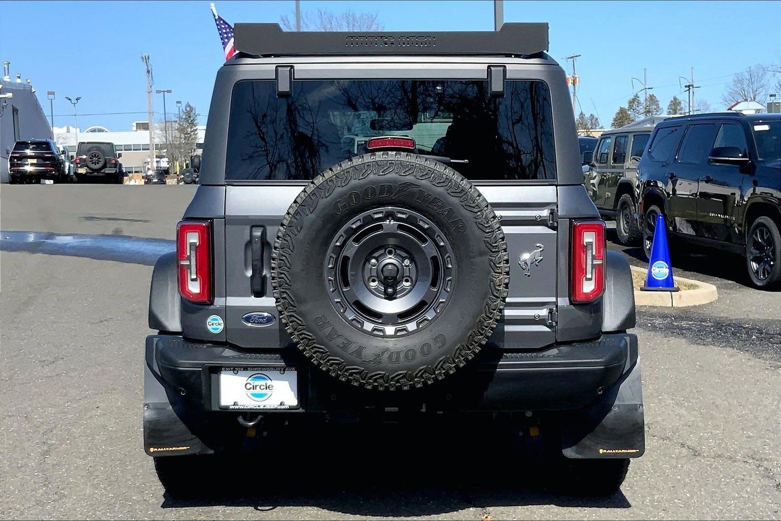 Used 2024 Ford Bronco Everglades image 4