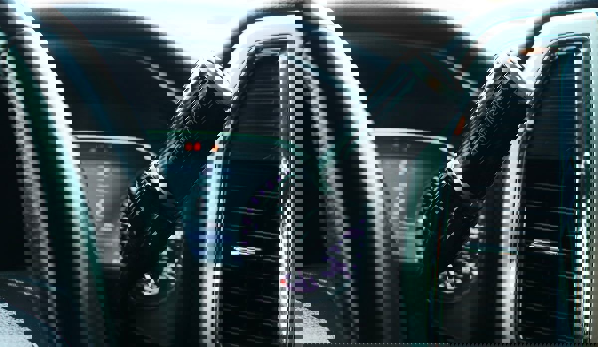 Used 2020 Nissan Titan SV w/ SV Convenience Package image 49