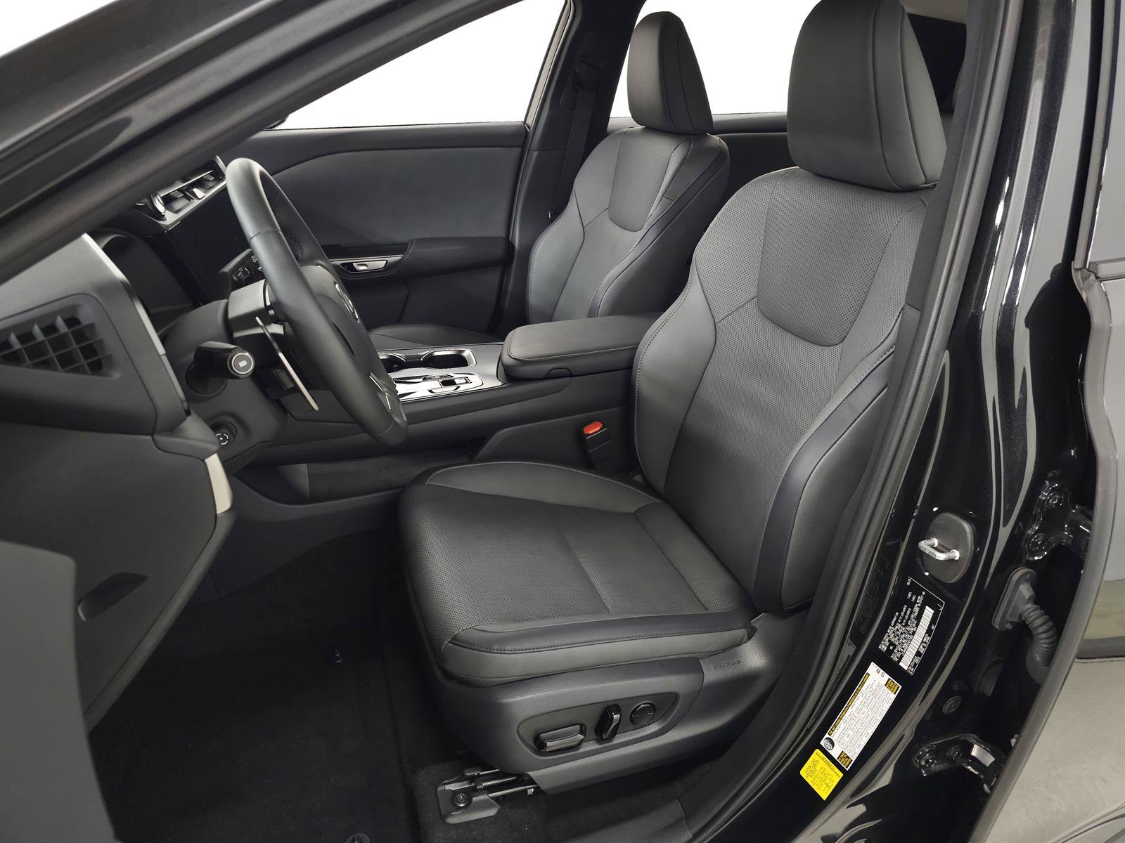Used 2025 Lexus RZ 300e w/ Accessory Package (2T) FWD image 16