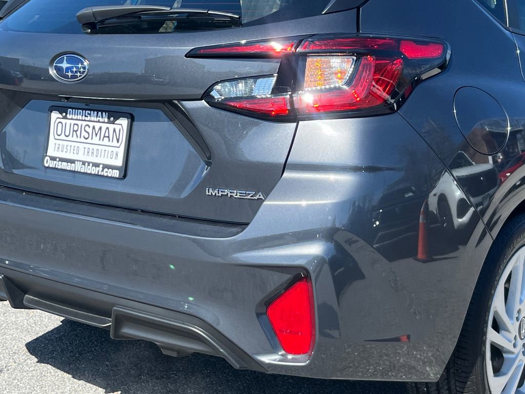 Certified 2025 Subaru Impreza 2.0i image 6