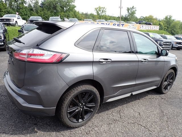 Certified 2024 Ford Edge ST-Line AWD/4WD image 6