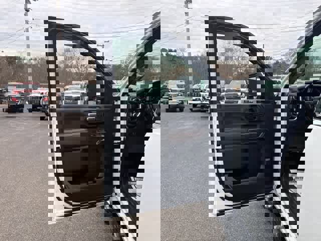 Certified 2022 GMC Sierra 2500 Denali w/ Snow Plow Prep/Camper Package image 16