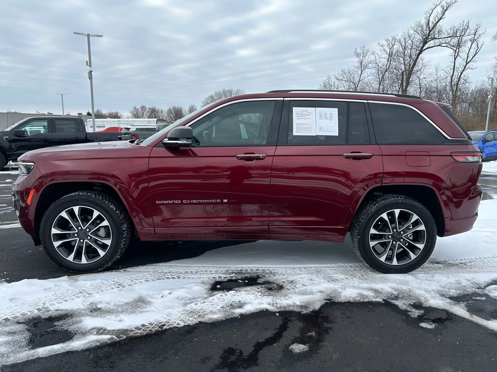Certified 2023 Jeep Grand Cherokee Overland image 3