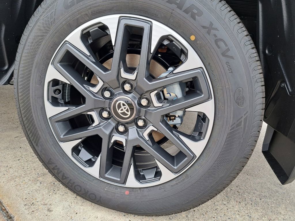 New 2026 Toyota Tundra Limited image 32