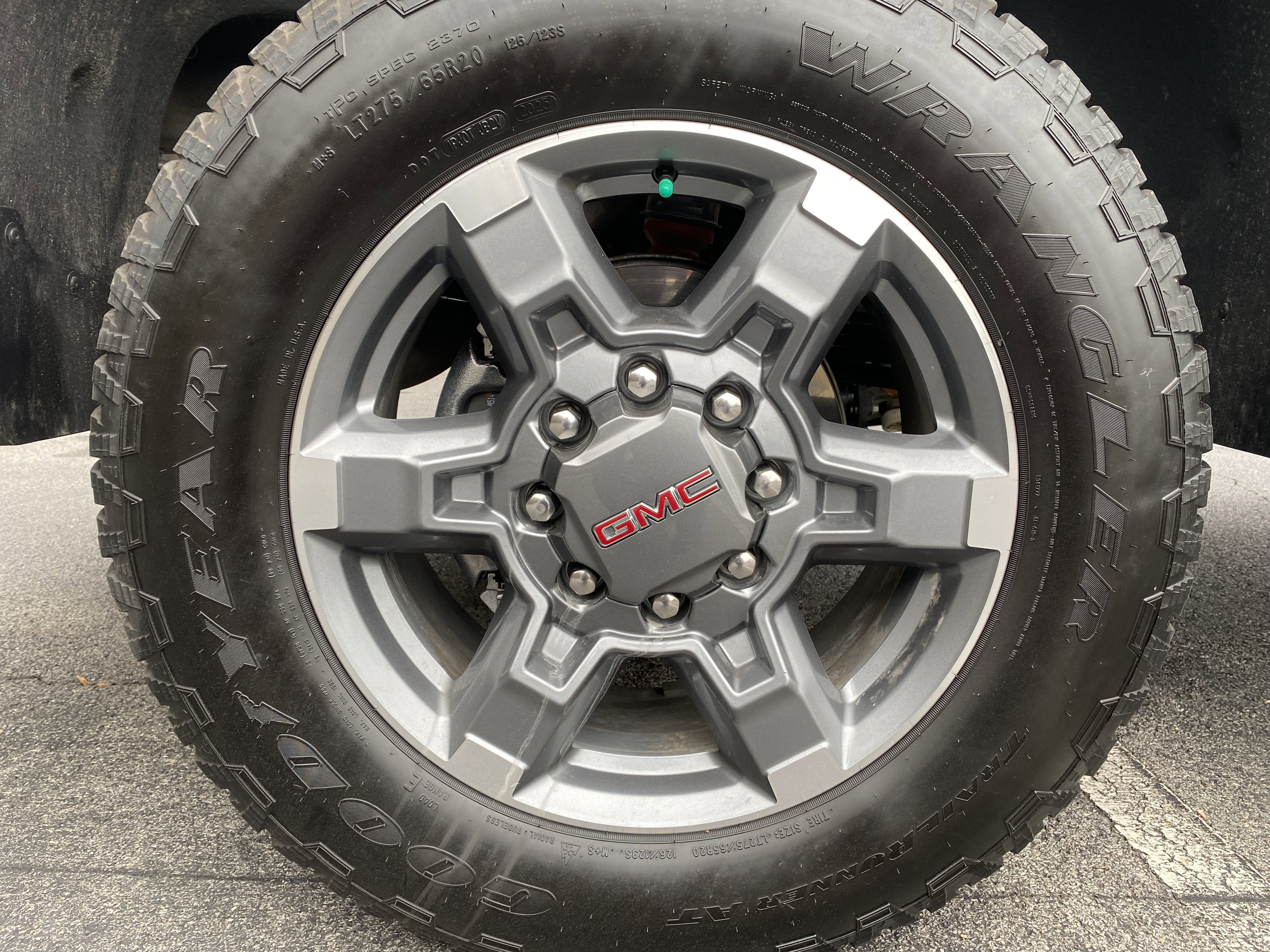 Used 2025 GMC Sierra 2500 SLT image 48